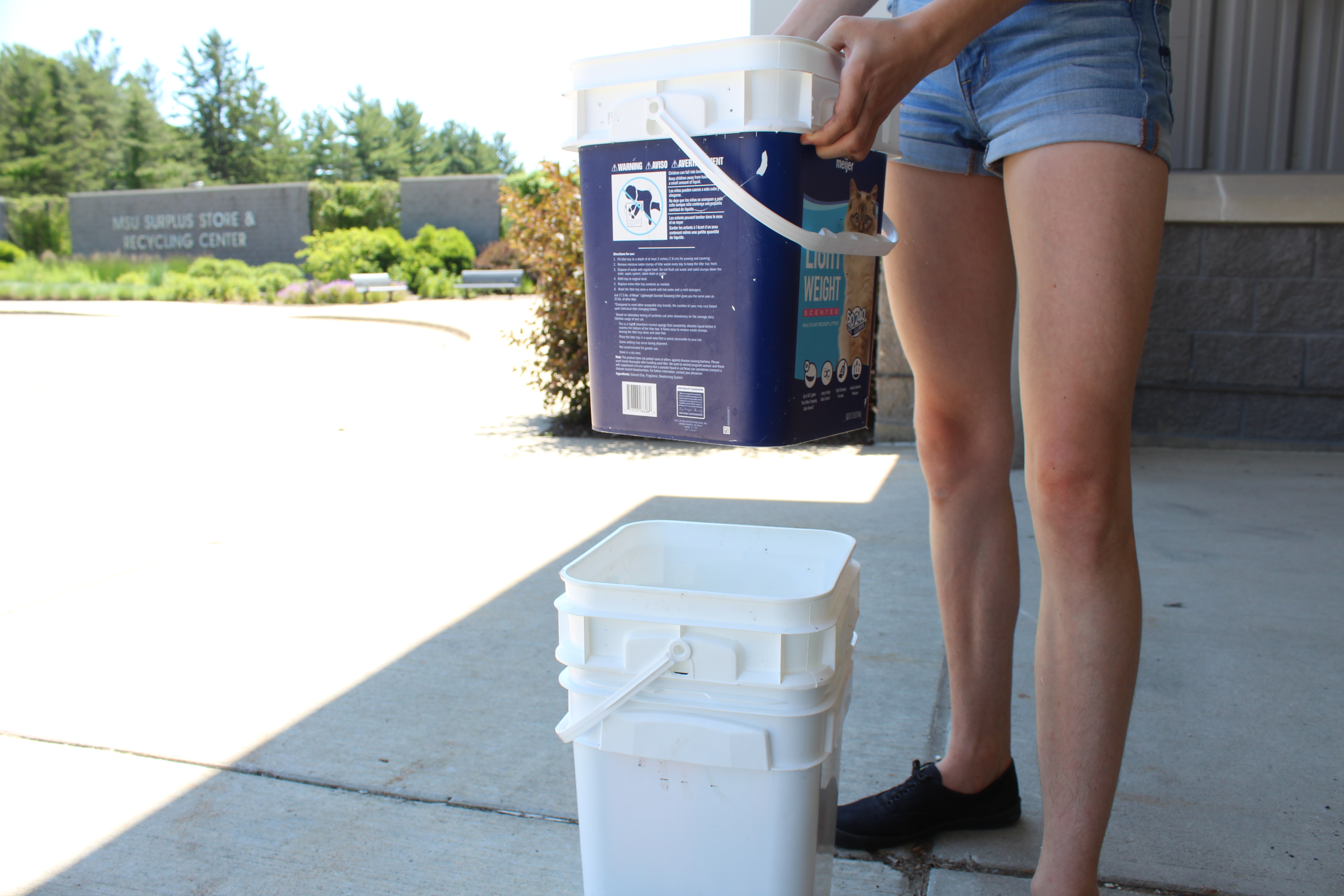 DIY Worm Composting Bin MSU Recycling Center